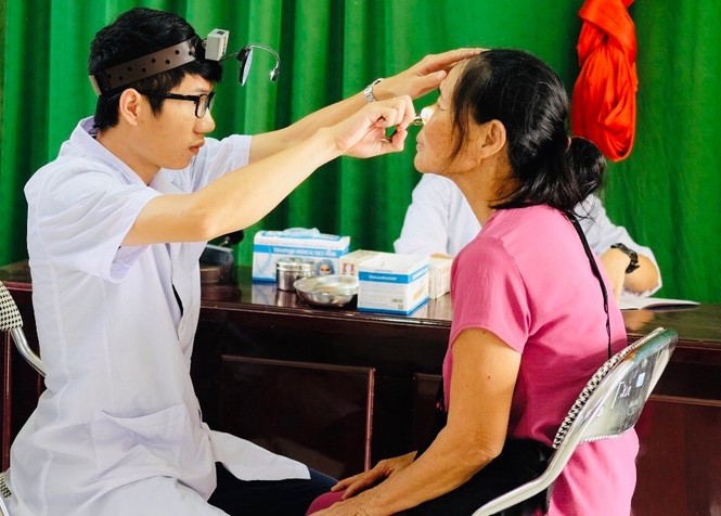 Hành trình Tháng Bảy tri ân tình nguyện của tuổi trẻ trường Đại học Y Dược Thái Nguyên - ảnh 3