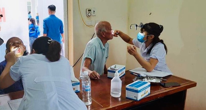 Hành trình Tháng Bảy tri ân tình nguyện của tuổi trẻ trường Đại học Y Dược Thái Nguyên - ảnh 4