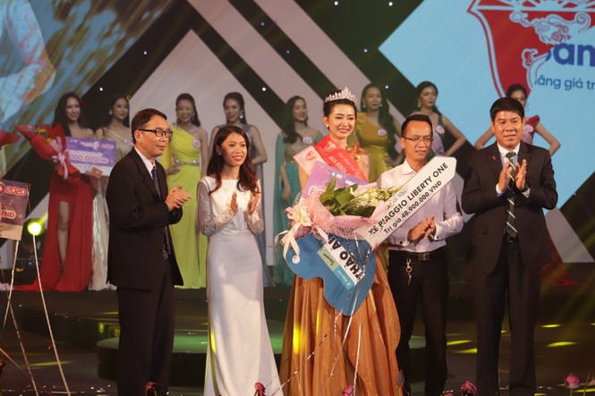 Hoa khôi Đại học Huế 2020: Gọi tên nữ sinh trường Đại học Ngoại ngữ - ảnh 2