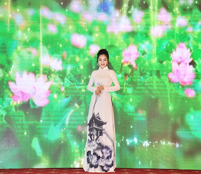 Một cô gái đẹp sẽ luôn đi kèm với khối óc thông minh và trái tim đầy yêu thương - ảnh 7