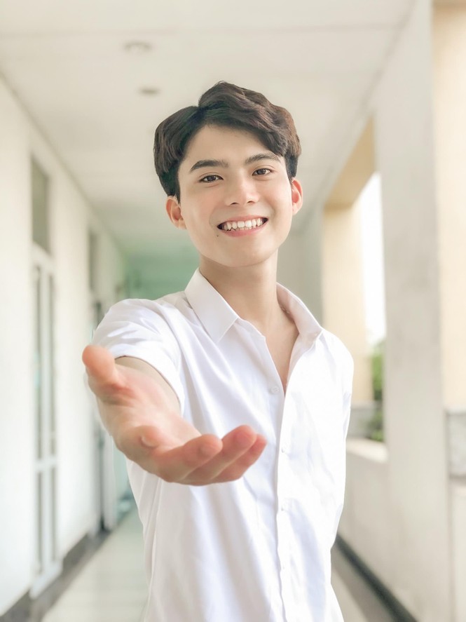 “Lụi tim” trước vẻ điển trai của hotboy Học viện Tòa án - ảnh 7