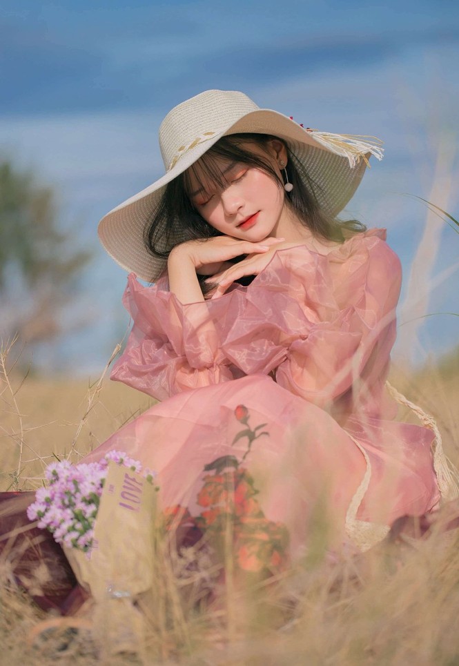 Ngắm nhìn bộ ảnh “ngọt ngào” vạn người mê của cô gái gốc Huế - ảnh 19