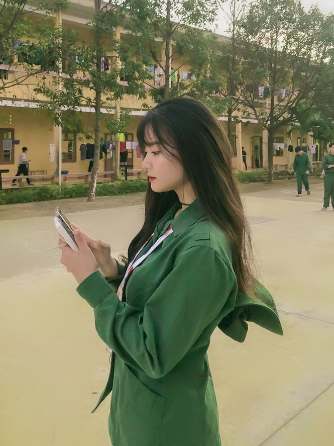 Ngắm nhìn bộ ảnh “ngọt ngào” vạn người mê của cô gái gốc Huế - ảnh 5