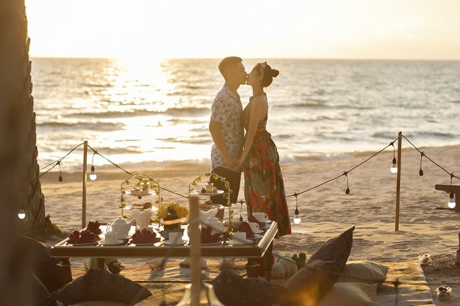 Phan Hiển, Khánh Thi đập tan quan niệm “phụ nữ lấy chồng trẻ thì không được chiều” ra sao? - ảnh 1