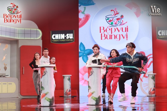 Thi nấu ăn, Hari Won hạ gục “bà mẹ đảm đang” Lâm Vỹ Dạ vì lý do này - ảnh 1