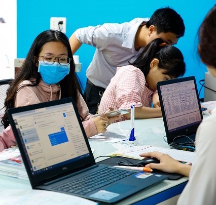 Phổ điểm thi tốt nghiệp tăng, điểm chuẩn vào các trường đại học ra sao? - ảnh 2