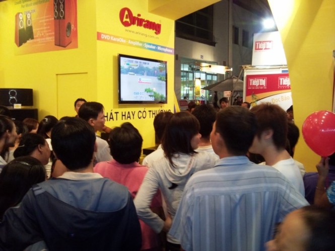 Ông chủ karaoke Arirang bán thương hiệu, thanh lý hàng tồn kho - ảnh 1