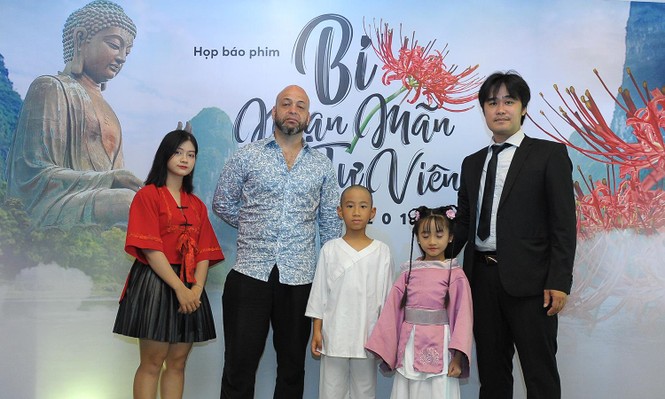 Võ sư Flores bất ngờ hóa sư trụ trì ở ngôi chùa cổ - ảnh 4