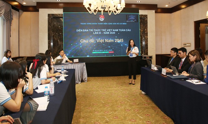 Các trí thức trẻ đóng góp nhiều ý kiến tâm huyết để phát triển của đất nước - ảnh 4