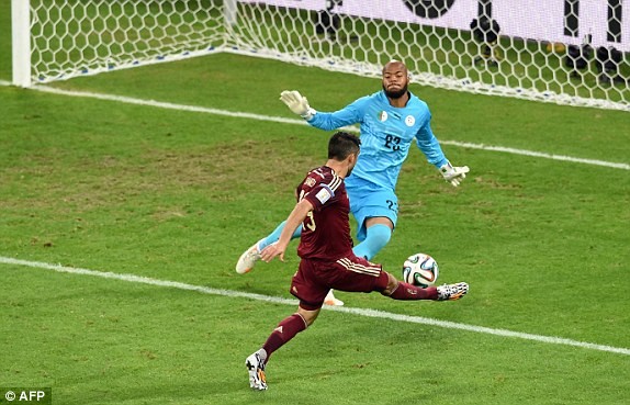 Nga-Algeria (1-1): 'Cáo sa mạc' lập kỳ tích vĩ đại - ảnh 3