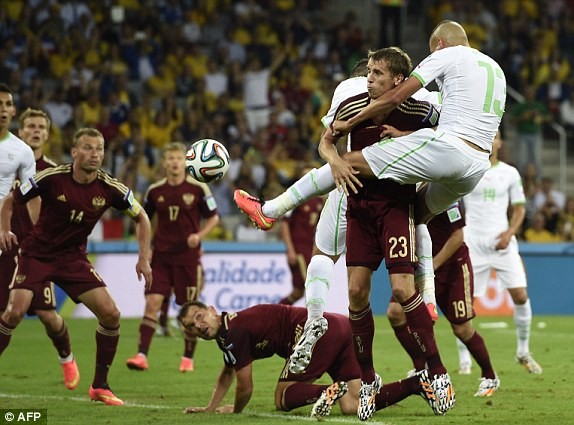 Nga-Algeria (1-1): 'Cáo sa mạc' lập kỳ tích vĩ đại - ảnh 2