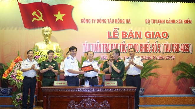 Cảnh sát biển Việt Nam có thêm tàu tuần tra cao tốc - ảnh 1