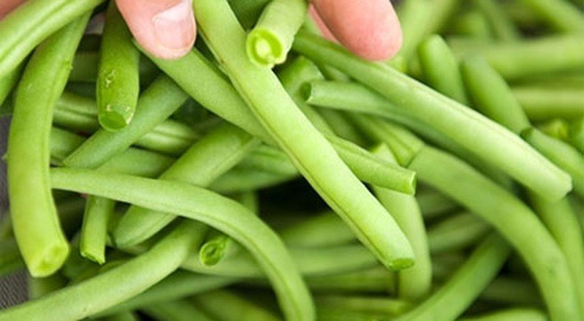 Những thực phẩm 'cực quen' dễ gây ngộ độc, thậm chí mất mạng - ảnh 2