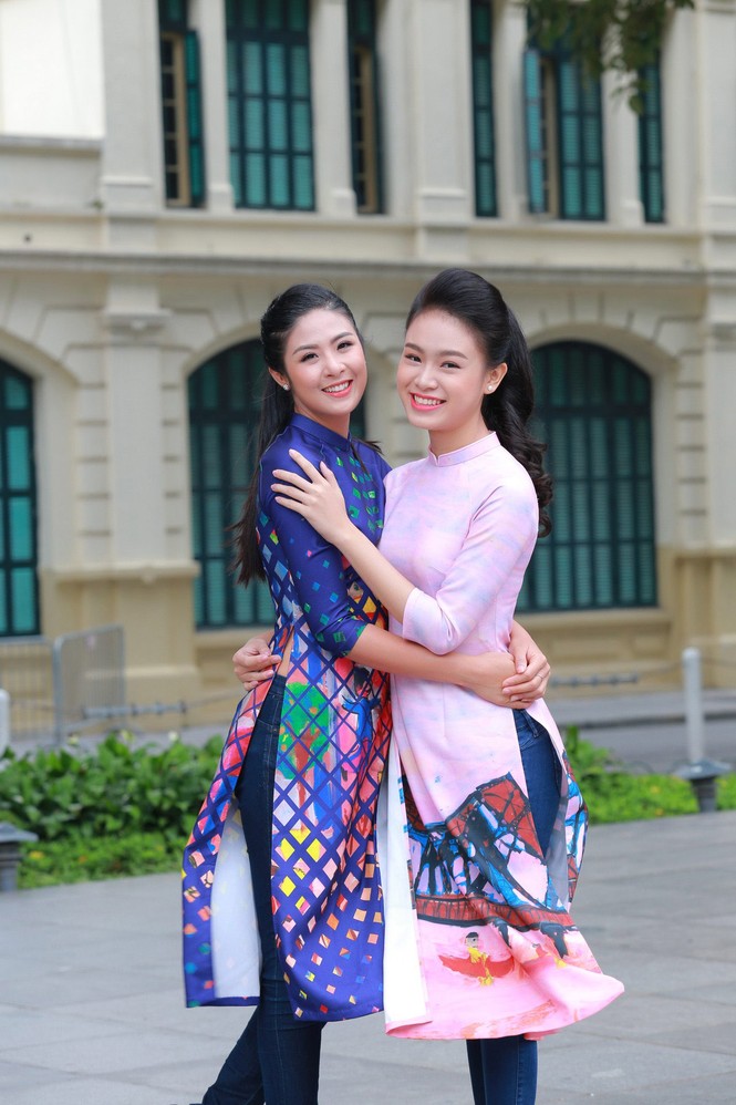 Ngọc Hân, Mỹ Linh, Thanh Tú mặc áo dài nhảy flashmob ở Hồ Gươm - ảnh 6