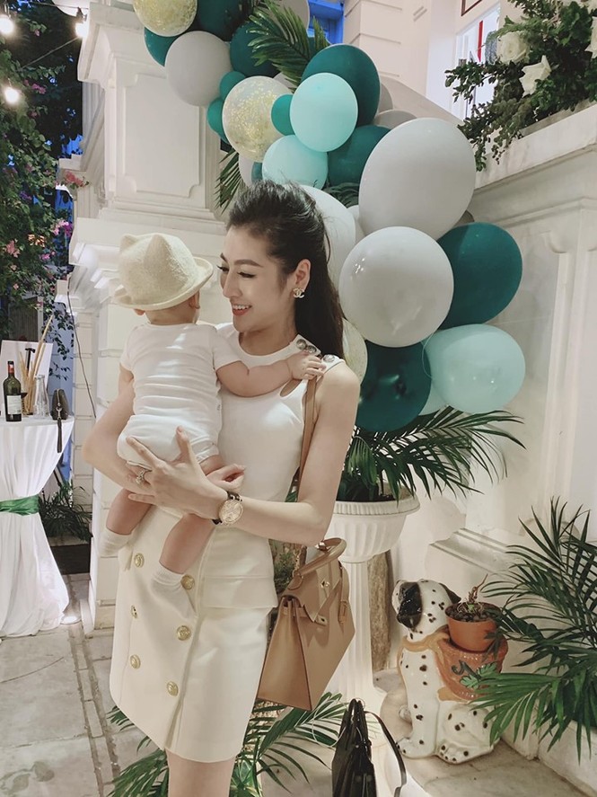 Hoa hậu Mai Phương Thuý: 'Không có ý định kết hôn trong năm năm tới' - ảnh 12