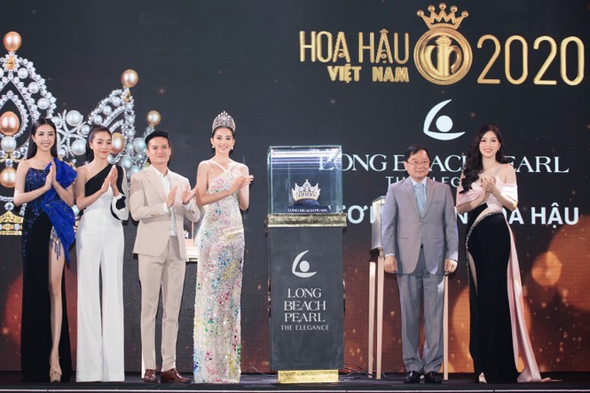Vương miện của Hoa hậu Việt Nam 2020 xuất hiện trên trang chủ Miss World - ảnh 3