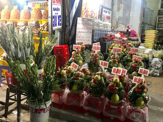 Chen chân xin lộc tại Miếu Bà Chúa Xứ Núi Sam - ảnh 4