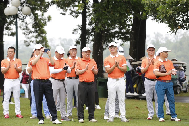 Tính nhân văn tại Tiền Phong Golf Championship 2020 - ảnh 46