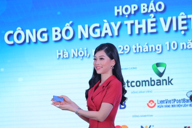 Thúc đẩy dùng thẻ thanh toán thay thế tiền mặt - ảnh 1
