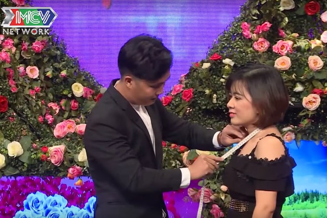 Quyền Linh 'đứng hình' với anh chàng 28 tuổi vẫn thích 'sờ ti' mẹ ở show hẹn hò - ảnh 5