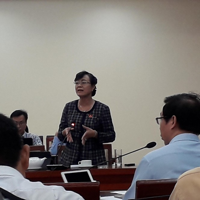 Bà Nguyễn Thị Quyết Tâm đề xuất giải tỏa nhà tạm cư ở Thủ Thiêm - ảnh 1