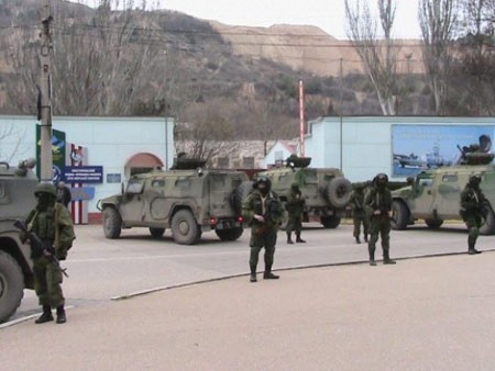 Dân mạng sửng sốt với trang bị của lính Nga ở Crimea - ảnh 3