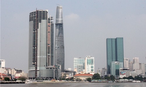 Hàng tỷ đô la vẫn đổ vào bất động sản Việt Nam - ảnh 1