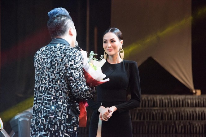 Dàn sao và khách mời danh tiếng hội tụ trong đêm chung kết Ms & Mr Asia Business - ảnh 9