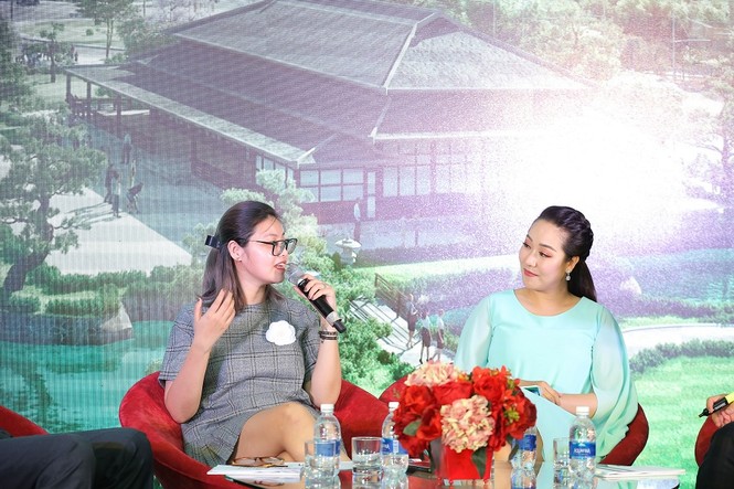 Hoa hậu Ngô Phương Lan: 'Công nghệ thông minh giúp gia đình gần nhau hơn' - ảnh 3