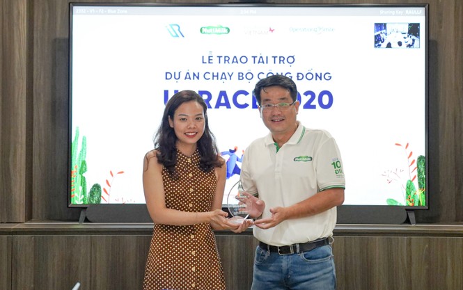 Tham gia chạy bộ cộng đồng, Nutimilk đóng góp 1 tỉ đồng choc các tổ chức xã hội - ảnh 1