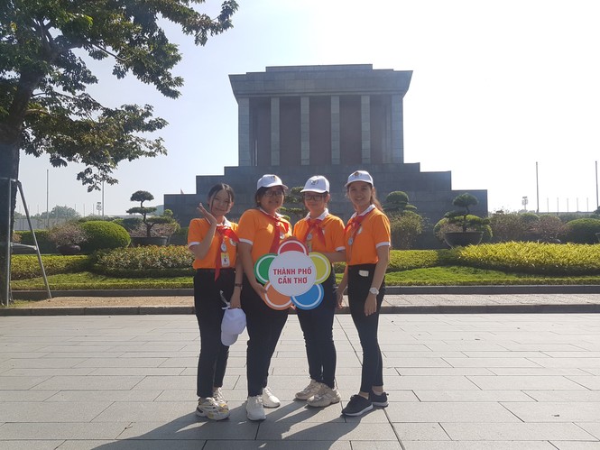 Đại biểu cháu ngoan Bác Hồ TP Cần Thơ hướng về miền Trung thân yêu - ảnh 2