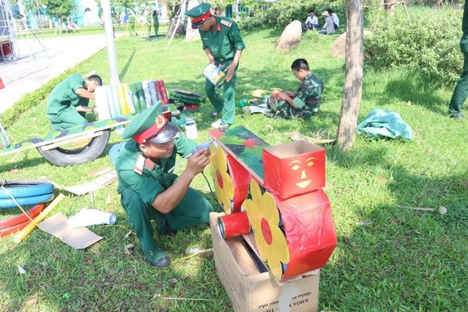 Hơn 1.000 thanh niên xung kích tham gia chiến dịch làm sạch biển - ảnh 5