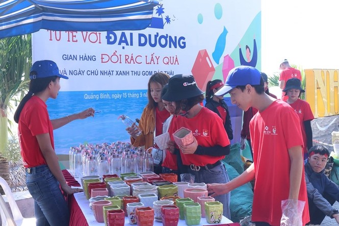 Hơn 1.000 thanh niên xung kích tham gia chiến dịch làm sạch biển - ảnh 4