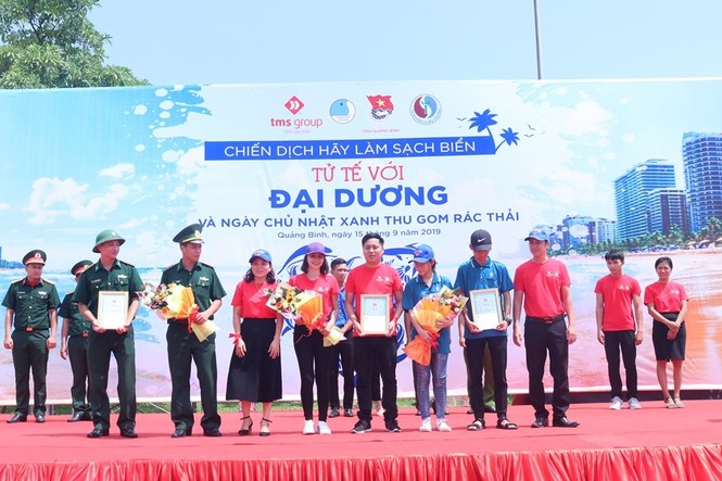 Hơn 1.000 thanh niên xung kích tham gia chiến dịch làm sạch biển - ảnh 6