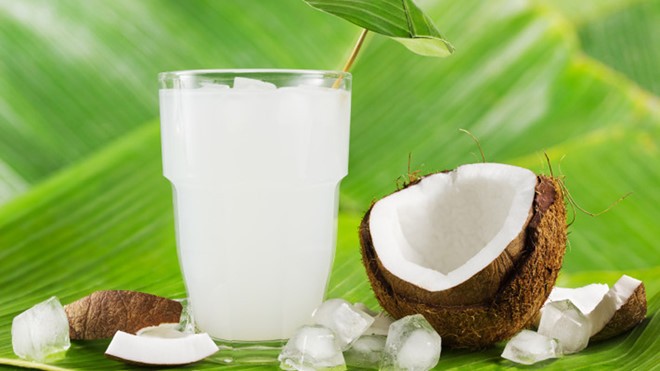 Những người đại kỵ tuyệt đối không được uống nước dừa - ảnh 1