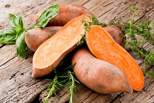Rau củ chống ung thư cực tốt, chợ Việt Nam vừa sẵn vừa rẻ như bèo - ảnh 5