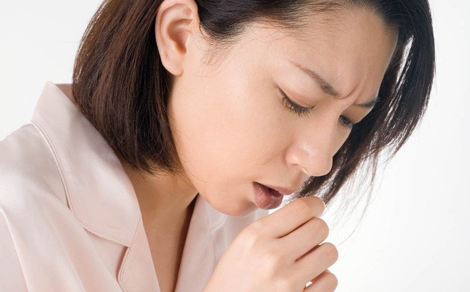Căn bệnh ung thư cực nguy hiểm dấu hiệu ban đầu chỉ nuốt nghẹn, khàn tiếng - ảnh 1
