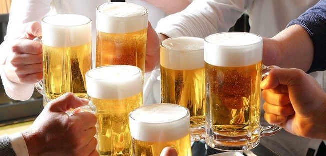 Uống bia rượu có dấu hiệu này, dừng ngay lập tức kẻo 'hối không kịp' - ảnh 1