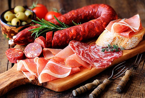 Người đau xương khớp 'tránh xa' những thực phẩm này - ảnh 2