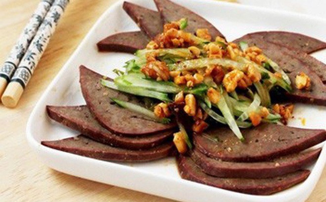 Những đại kỵ khi ăn thịt lợn, cần biết kẻo 'hối không kịp' - ảnh 1