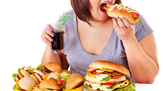 'Sát thủ' không thể ngờ gây thoát vị đĩa đệm, hỏng xương sống - ảnh 1