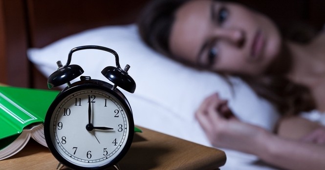 Cơ thể có dấu hiệu này vào ban đêm, đi khám ngay kẻo hỏng hết gan - ảnh 1