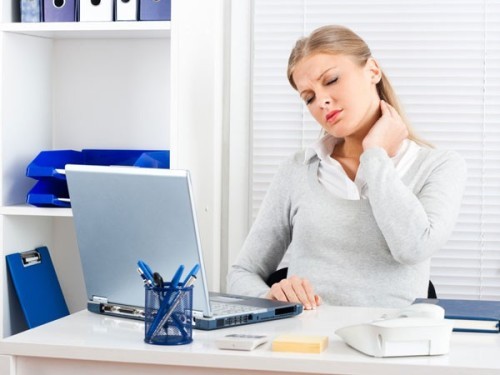 Những thói quen 'làm nát' hết xương, bỏ ngay kẻo 'hối không kịp' - ảnh 1