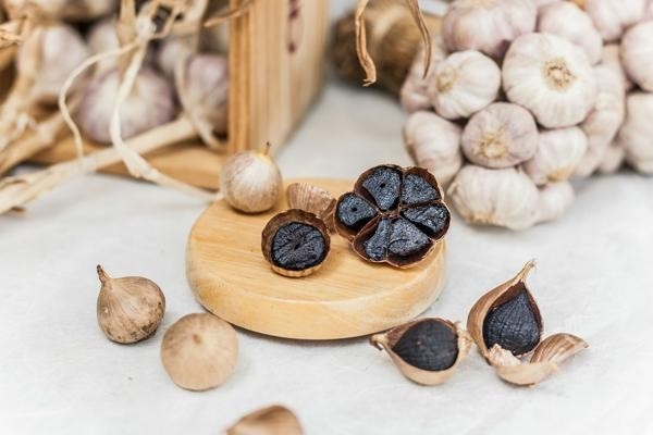 Tỏi đen: Ăn đúng là 'thần dược', ăn sai độc hơn thạch tín - ảnh 3