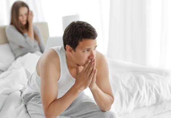 Quý ông đi khám ngay nếu 'cậu nhỏ không thức giấc' vào buổi sáng - ảnh 1