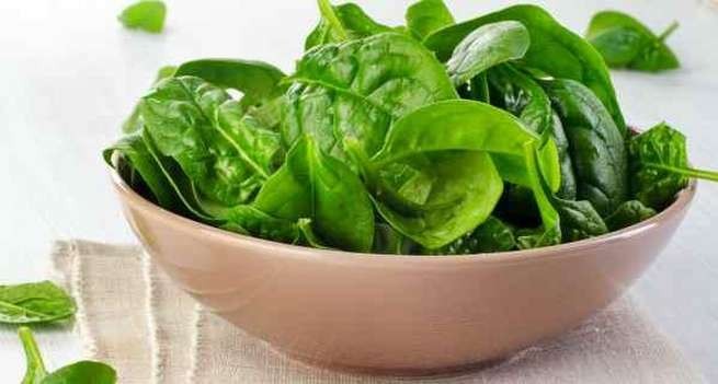 Chăm ăn những thực phẩm này, không bao giờ phải lo tóc rụng và bạc sớm - ảnh 3