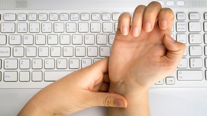Những bệnh 'kinh hoàng' của dân văn phòng, có cả ung thư, nhiễm xạ - ảnh 3