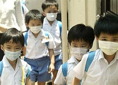 Đây là nhóm người cần cẩn trọng đặc biệt với virus corona - ảnh 1