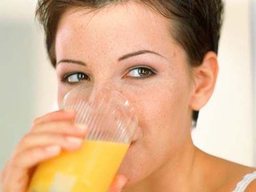 Nước cam bổ vô cùng nhưng dễ 'sinh độc' nếu uống theo những cách này - ảnh 1