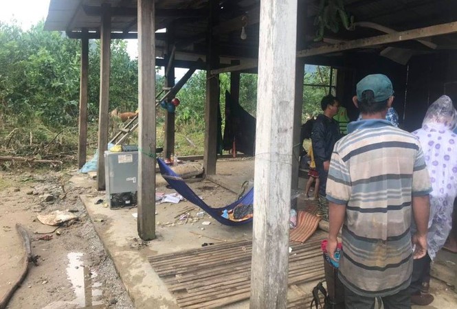 Hàng trăm hộ dân Quảng Nam trắng tay sau khi thủy điện xả lũ - ảnh 1